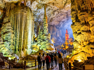 织金洞，打造全域旅游新格局，探索地下地质奇观