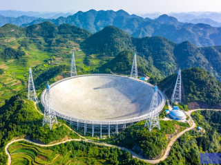 宇宙探秘，中国天眼——贵州大山中的宇宙之窗
